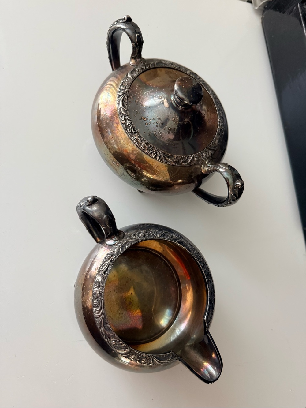 Wilcox Beverley Manor VINTAGE Silver Tone Sugar and Creamer Set